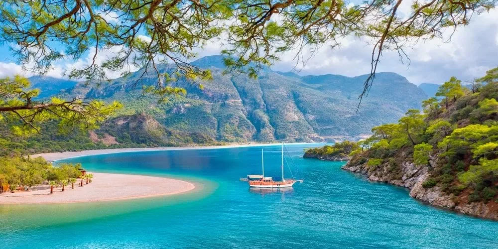 SREDOZEMLJE IZ LJUBLJANE