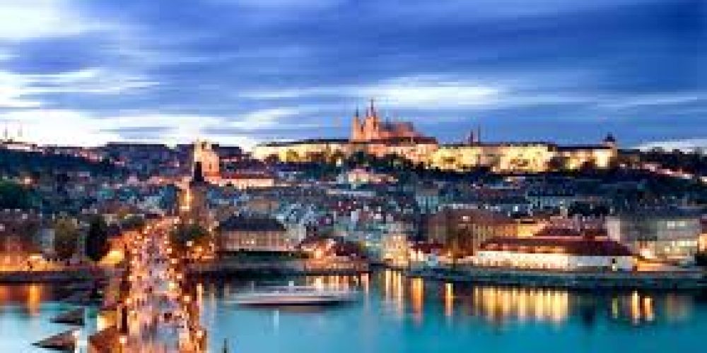 PRAGA IN MINI KRIŽARJENJE